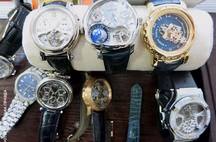 Bộ sưu tập đồng hồ của Cựu Bộ trưởng năng lượng và công nghiệp than Ukraine Eduard Stavitskyi.