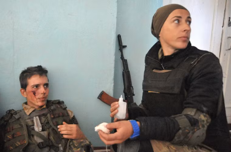 Binh sĩ tự nguyện của Quân đội Ukraine bị thương ở miền đông.