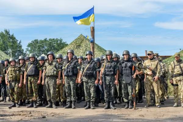 Quân đội Ukraine ở miền đông.