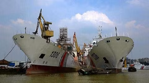 2 tàu Hải Cảnh thuộc lớp 3.000 tấn.