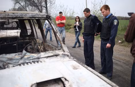 Hiện trường vụ tấn công ngày 20/4 nhằm vào trạm gác người biểu tình ở ngoại ô Slavyansk.