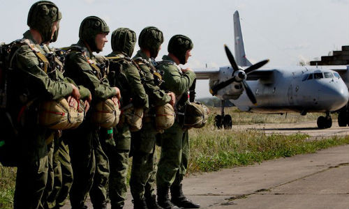 Quân nhân Nga tham gia cuộc tập trân ở Rostov.