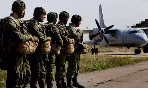 Quân nhân Nga tham gia cuộc tập trân ở Rostov.