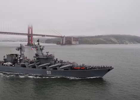 Tàu tuần dương Varyag của Nga đến tập trận với Trung Quốc.