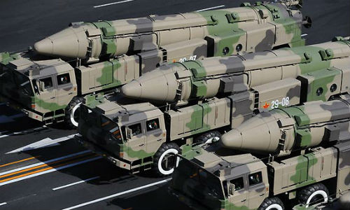 Lực lượng tên lửa DF-21 của Trung Quốc.