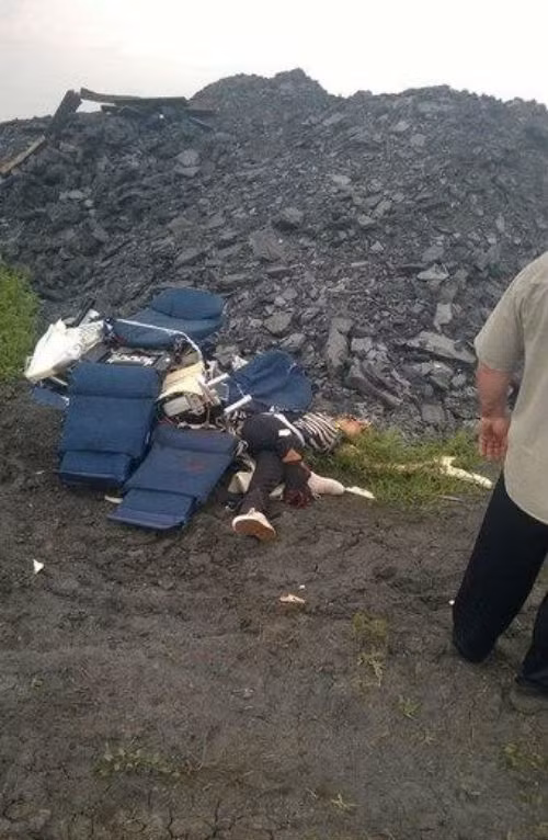 1 hành khách trên chuyến bay được tìm thấy gần vị trí máy bay rơi.