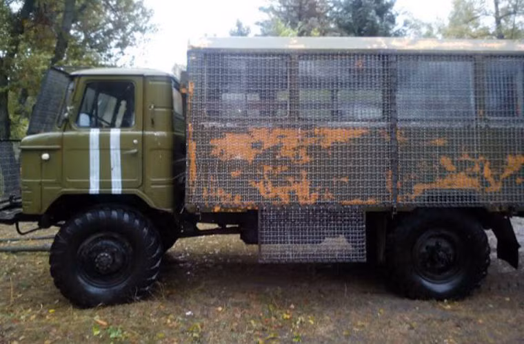 Lớp giáp được trang bị cho cả các xe quân sự khác.