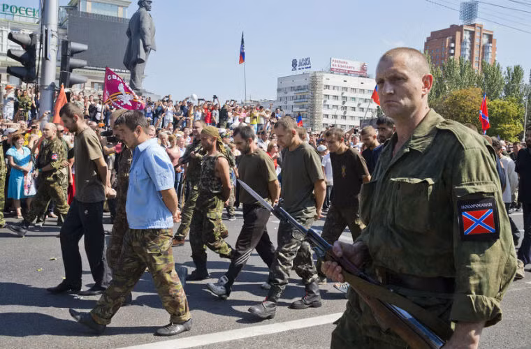 Chiến dịch này thực chất nhằm vào người biểu tình ủng hộ liên bang hóa Ukraine ở miền đông.
