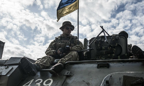 Quân nhân Ukraine ở miền đông.