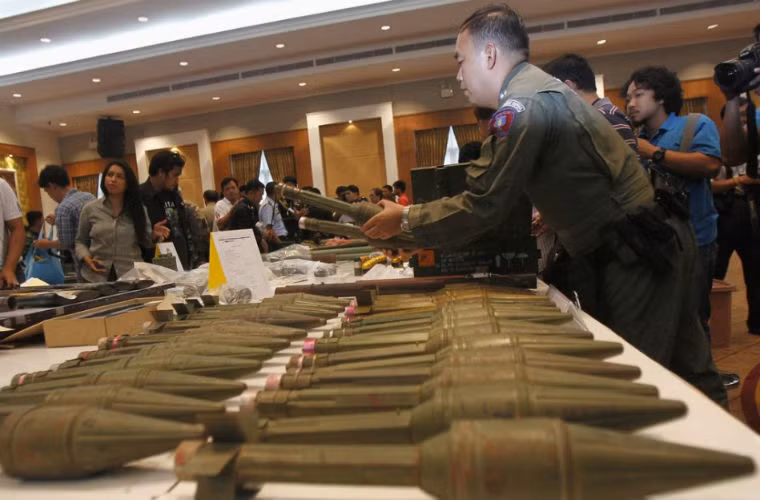 Các đợt truy quét của Thái Lan đã thu được nhiều vũ khí hạng nặng, trong ảnh là đạn chống tăng RPG.