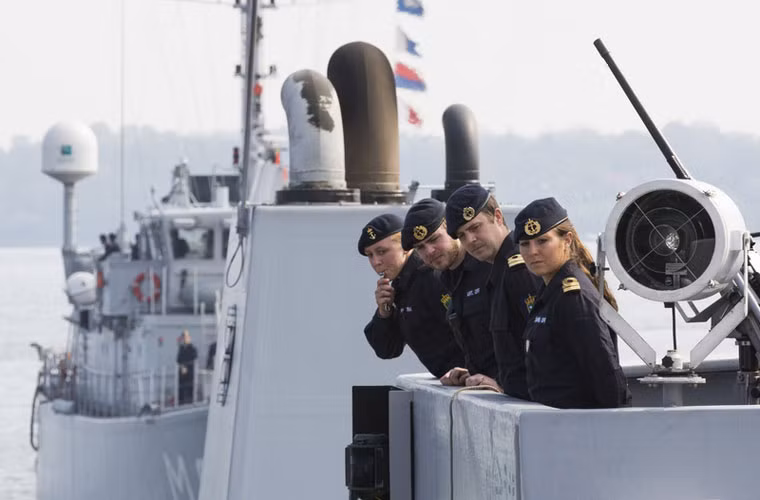 “Trong thời kỳ căng thẳng này, chúng tôi cho rằng việc triển khai SNMCMG1 tới Biển Baltic là một bước đi thích hợp như một phần trong một loạt hàng động của các lực lượng hải quân, không quân và lục quân của NATO. Ý định của chúng tôi không phải nhằm làm căng thẳng thêm tình hình mà là cho thấy sự sẵn sàng của NATO”, ông Breedlove cho biết.