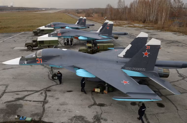 Máy bay ném bom đa năng Su-34 của Không quân Nga.