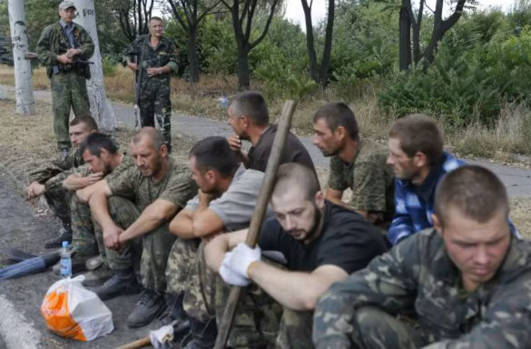 .. và có người canh gác cẩn thận.