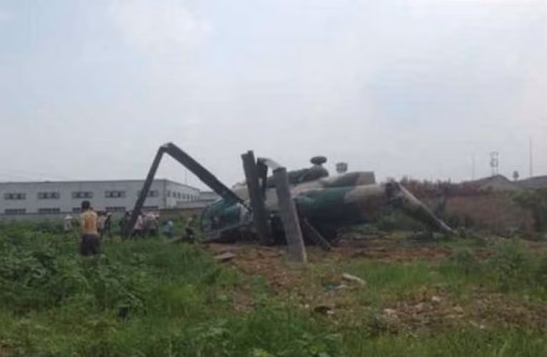 Báo chí Trung Quốc tối ngày 21/7 đưa tin, một trực thăng Mi-171 của quân đội nước này đã bị rơi xuống một cánh đồng ở thị trấn Vương Tứ, huyện Đại Ấp, tỉnh Tứ Xuyên lúc 16h khiến nhiều người bị thương.