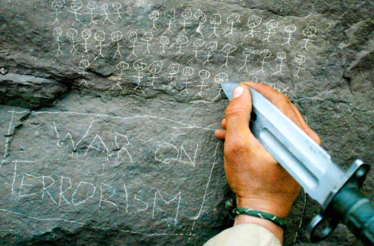 Một người lính khắc