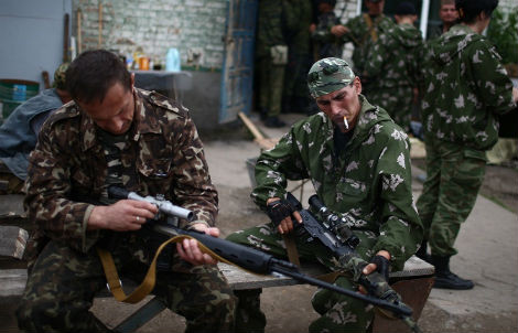 Lực lượng dân quân tự vệ miền đông.