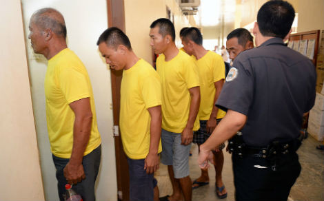 Ngư dân Trung Quốc bị Philippines bắt giữ.