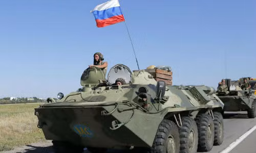 Đoàn xe bọc thép Nga ở tỉnh biên giới với Ukraine ngày 17/8.