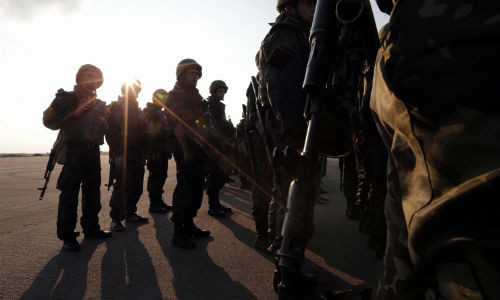 Quân đội Ukraine tái cơ cấu sau lệnh ngừng bắn ở miền đông.