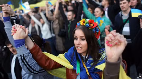 Người biểu tình đoàn kết ở Donetsk.