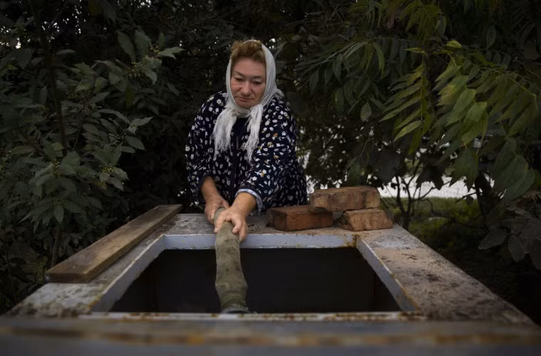 56% người Nga không hài lòng về chất lượng nước sinh hoạt.