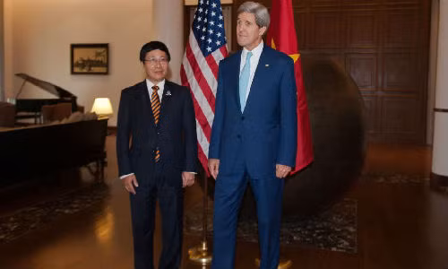 Ngoại trưởng Mỹ John Kerry vừa có cuộc gặp Phó Thủ tướng, Bộ trưởng Bộ Ngoại giao Việt Nam Phạm Bình Minh.