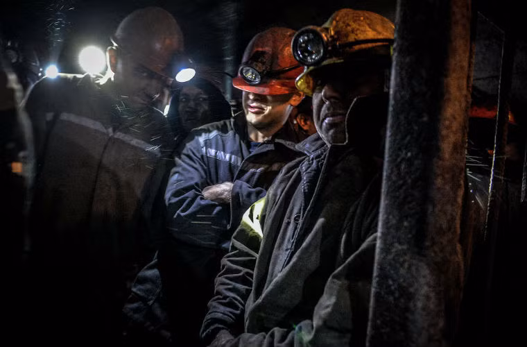 Tuy nhiên, lực lượng ly khai từ chối xuất khẩu than cho Ukraine cho đến khi căng thẳng xuống thang.