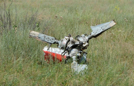 Phần còn lại của cánh quạt đuôi máy bay Mi-8 bị rơi.