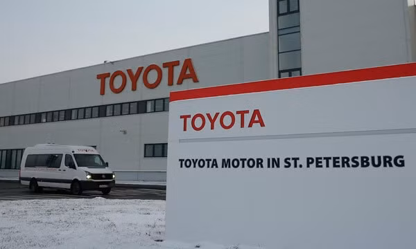 Toyota chinh thuc rut khoi thi truong Nga