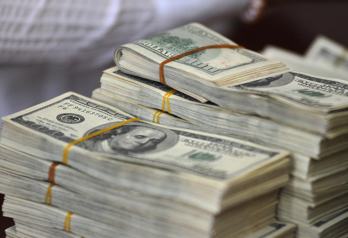 Giá vàng hôm nay 18/7: USD tăng cao nhất 20 năm, vàng chìm dần - Hình 2 Gia vang hom nay 18/7: USD tang cao nhat 20 nam, vang chim dan-Hinh-2