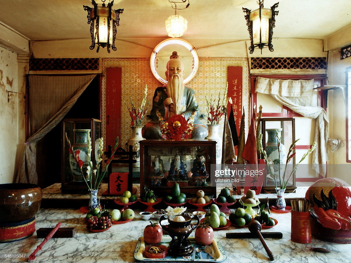 Tượng Lão Tử trong Khánh Vân Nam Viện, đạo quán lớn nhất của người Hoa Chợ Lớn.