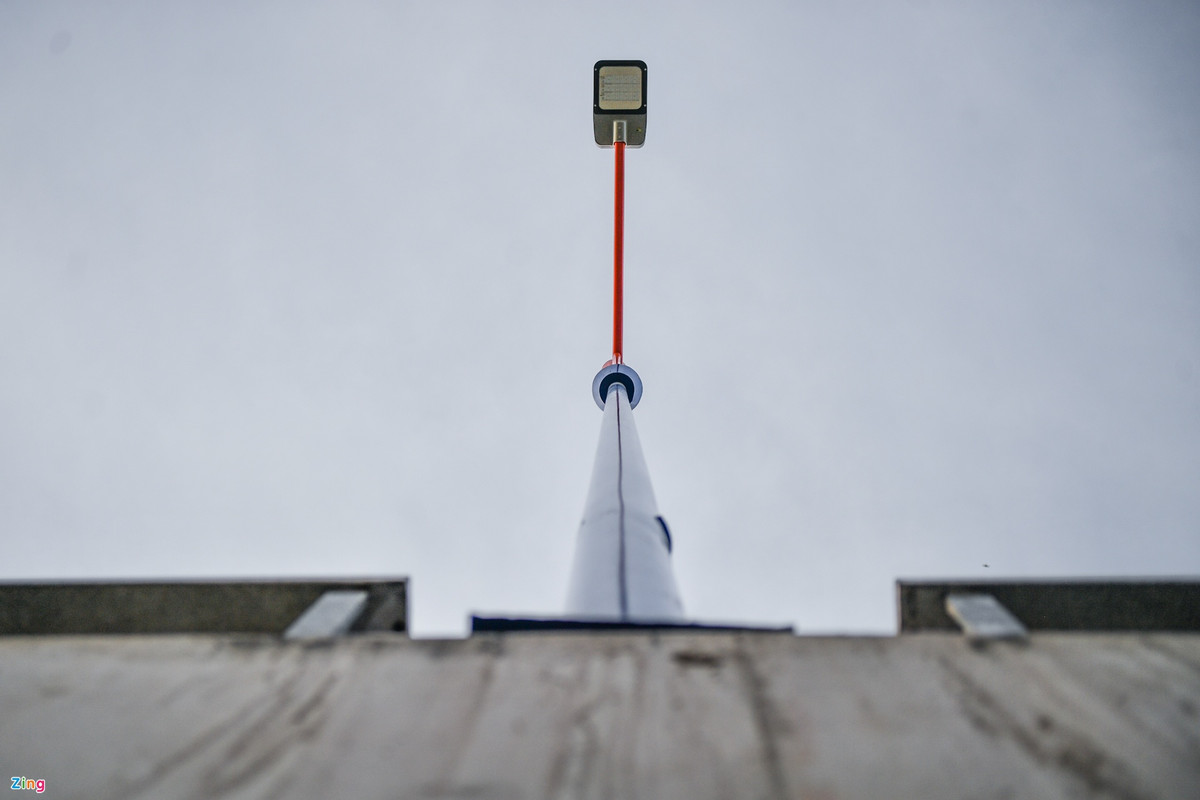 Hệ thống đèn chiếu sáng đã được đơn vị thi công lắp đặt hoàn thành vào ngày 7/11.