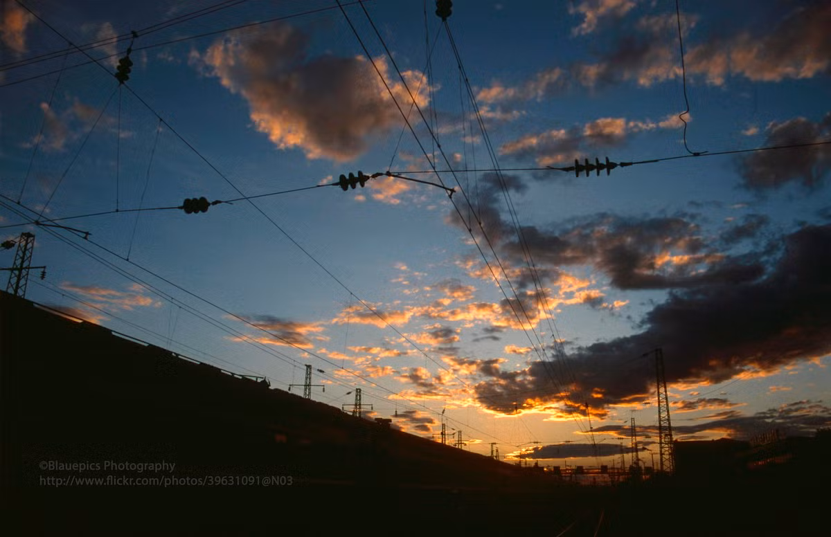 Hình ảnh khác về hoàng hôn ở ga Krasnoyarsk.