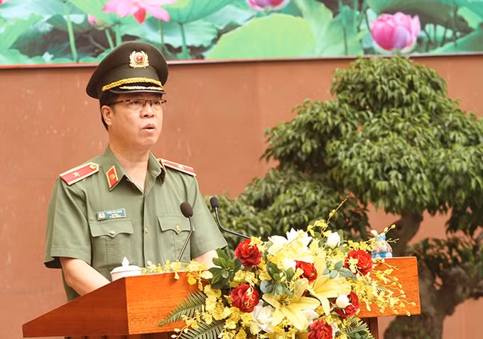 Bo Cong an ra mat 2 Trung doi dac biet tinh nhue