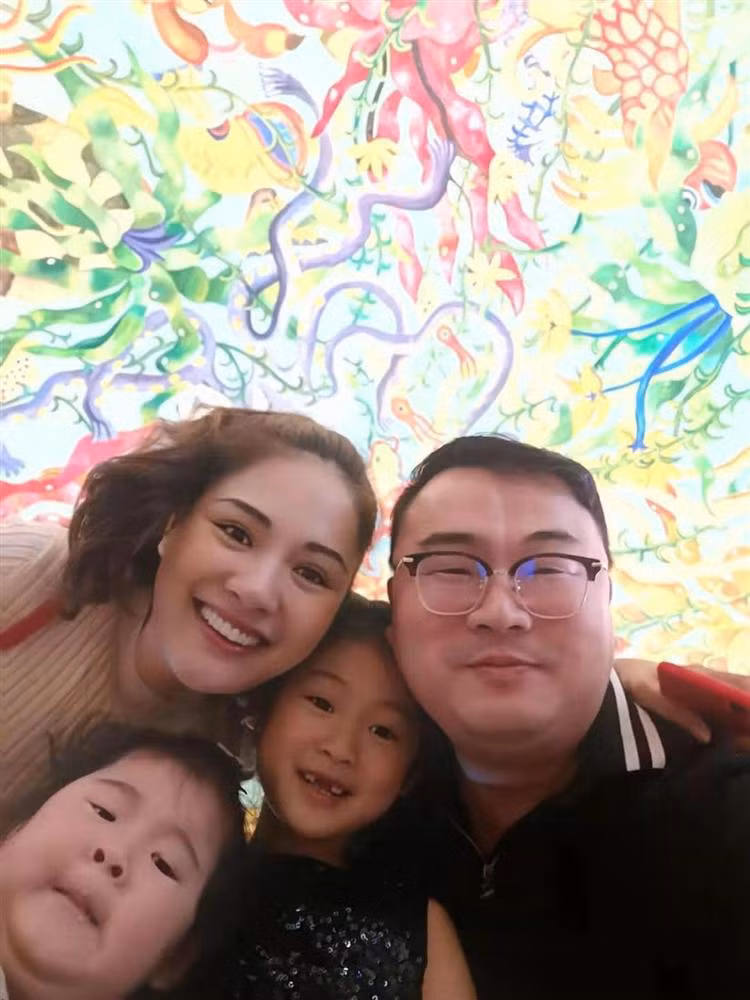 Chong Trung Quoc het muc yeu chieu Huong Giang va 2 con-Hinh-9