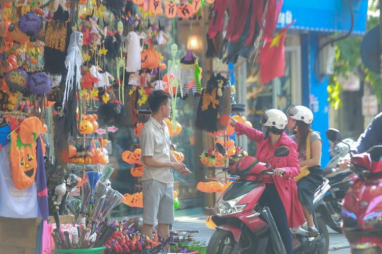 Do choi ma quy rung ron, gia tien trieu van hut khach mua-Hinh-7