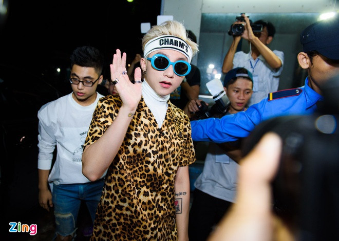 Son Tung M-TP co con la rapper?