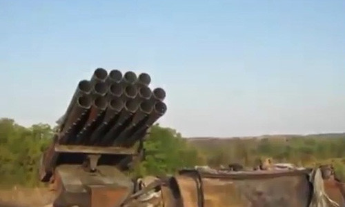 Bệ pháo BM-27 Uragan bị phá hủy ở miền đông.