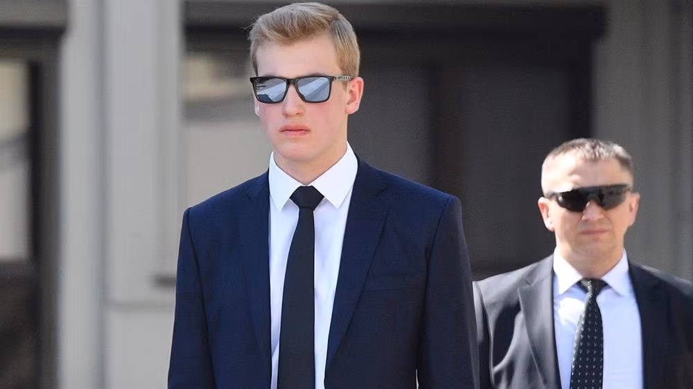 Soai ca hot nhat TikTok luc nay: Con trai Tong thong, tai nang dinh cao-Hinh-4