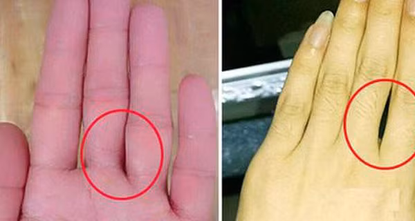 Xòe bàn tay đếm kẽ hở ngón tay, biết ngay vận mệnh tương lai giàu có hay túng thiếu Xoe ban tay dem ke ho ngon tay, biet ngay van menh tuong lai giau co hay tung thieu