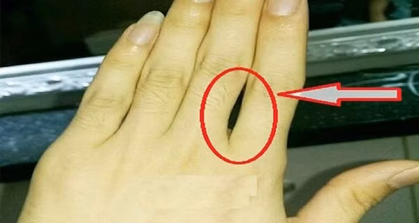 Xòe bàn tay đếm kẽ hở ngón tay, biết ngay vận mệnh tương lai giàu có hay túng thiếu - Hình 2 Xoe ban tay dem ke ho ngon tay, biet ngay van menh tuong lai giau co hay tung thieu-Hinh-2