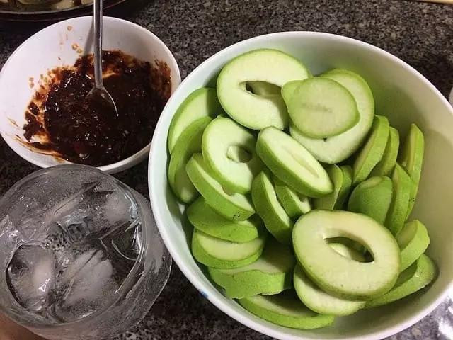 Nhung thoi diem an xoai khong thich hop de bien thanh 