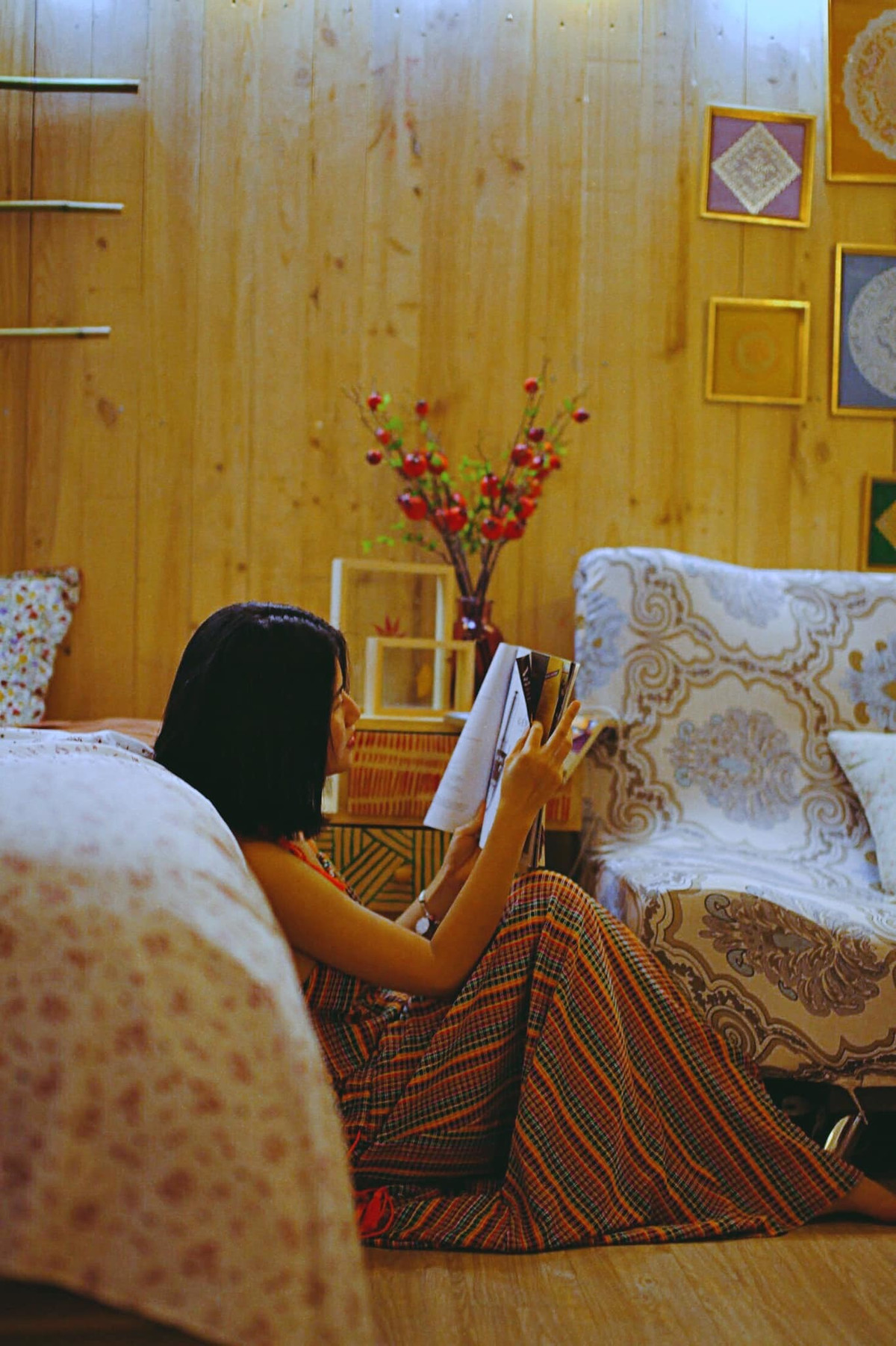 Biến sân thượng thành căn penthouse view siêu đỉnh, hồ cá Koi chơi vơi giữa trời - Hình 25 Bien san thuong thanh can penthouse view sieu dinh, ho ca Koi choi voi giua troi-Hinh-25