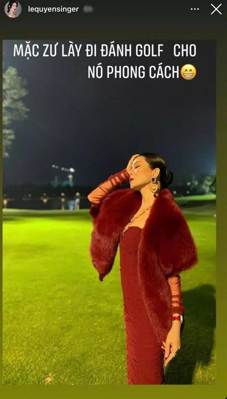 Sao Việt chọn trang phục ra sân golf: Người diện váy bó sát, người khoác khăn lông lồng lộn - Hình 2 Sao Viet chon trang phuc ra san golf: Nguoi dien vay bo sat, nguoi khoac khan long long lon-Hinh-2