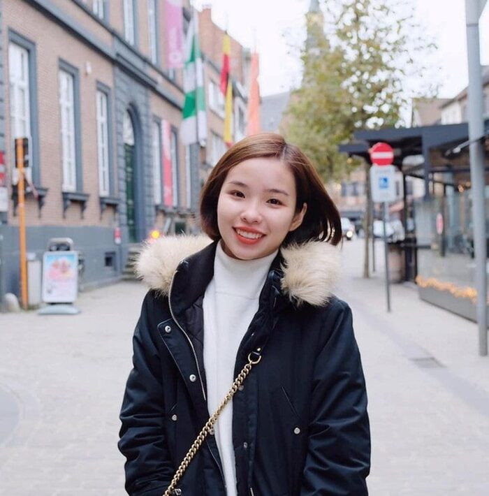 Điểm danh những bà xã xinh đẹp bên dàn cầu thủ nổi tiếng: Tài sắc vẹn toàn - Hình 5 Diem danh nhung ba xa xinh dep ben dan cau thu noi tieng: Tai sac ven toan-Hinh-5