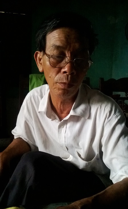 Trưởng thôn Nam (xã Đông Sơn, Quỳnh Phụ), ông Bùi Thọ Hạnh trao đổi với PV Kiến Thức.