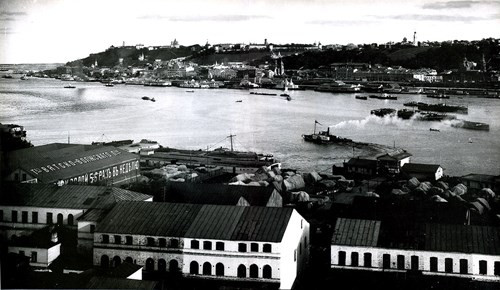 Vùng Nizhny Novgorod 1912-1914: Vùng núi của Nizhny Novgorod nhìn từ bờ trái của sông Oka.