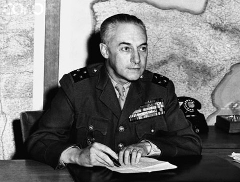 Đại tướng Navarre. Ảnh: Internet.