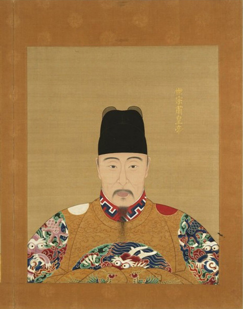 Thời nhà Minh, nước Trung Quốc đạt được những tiến bộ đáng kể. Văn hóa phát triển rực rỡ nhưng các vua chúa vẫn rất tin tưởng vào tiên đan trường sinh bất lão mà không biết nhìn các tấm gương đời trước. Điển hình trong các ông vua nhà Minh có Minh Thế Tông (niên hiệu Gia Tĩnh). Ông ta say mê thuật trường sinh đến nỗi bỏ luôn cả việc chính sự. Lý do Thế Tông bỏ việc triều đình là vì ông ta còn bận ở hậu cung để thực hiện phép trường sinh do một đạo sĩ tên là Đào Trọng Văn bày cho.