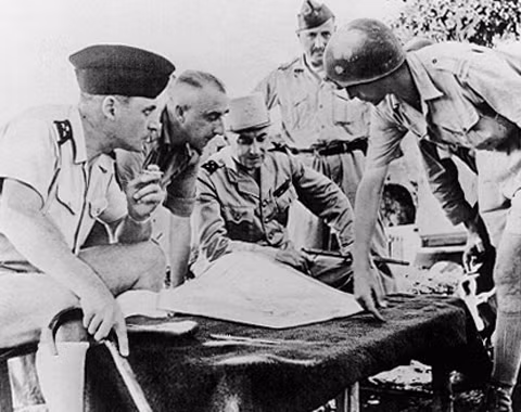 Tướng Navarre cùng Cogny và De Casries. Ảnh: Internet.